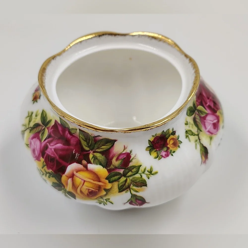 Royal Albert England Old Country Roses Bone China Sugar Cup - Picture 3 of 8
